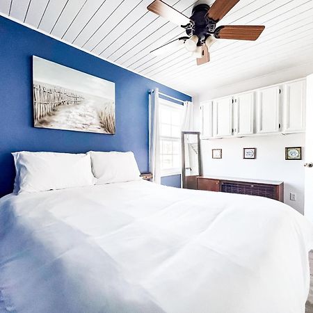 Cozy Beach Condo Sleeps 6 Pool Carolina Beach Extérieur photo